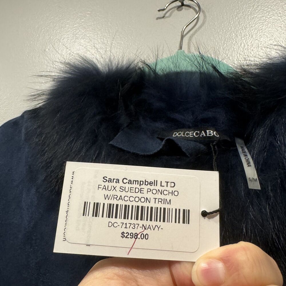 NWT Dolce Cabo Poncho Faux Suede Navy Blue Raccoon Fur Trim Luxe Cape Wrap S/M - Picture 3 of 9